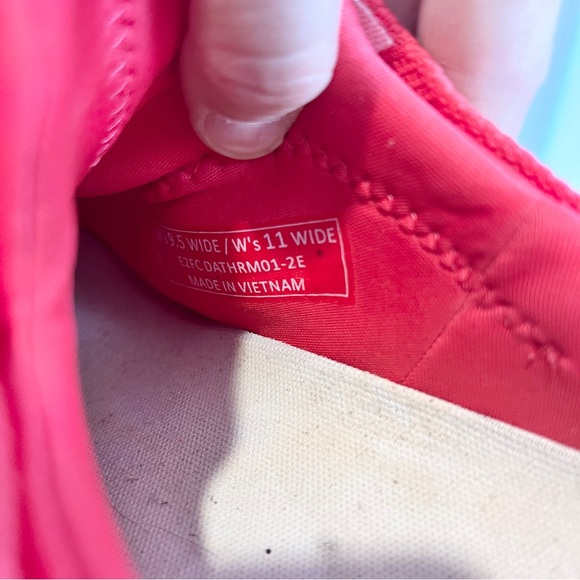 Kizik Athens Womens 11 Wide Hands Free Slip On Sneakers Red White Comfort Shoe - Picture 7 of 10